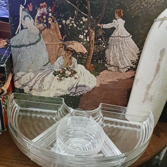 🍱Chip & Salsa Heavy Divided Platter/Tray Melamine Round 16",Serving Bowls🥣🍒🍍 - Picture 5 of 7